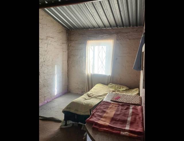 2 BEDROOM HOUSE FOR SALE IN TEMBA UNIT 7
